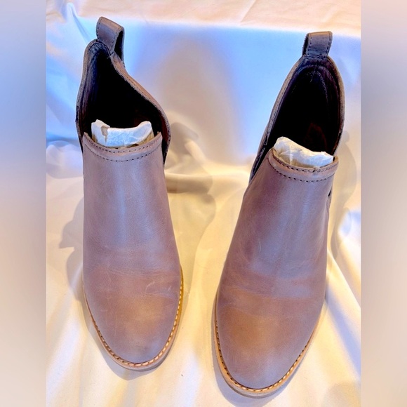 Jeffrey Campbell leather ankle booties size 8 - Picture 2 of 4